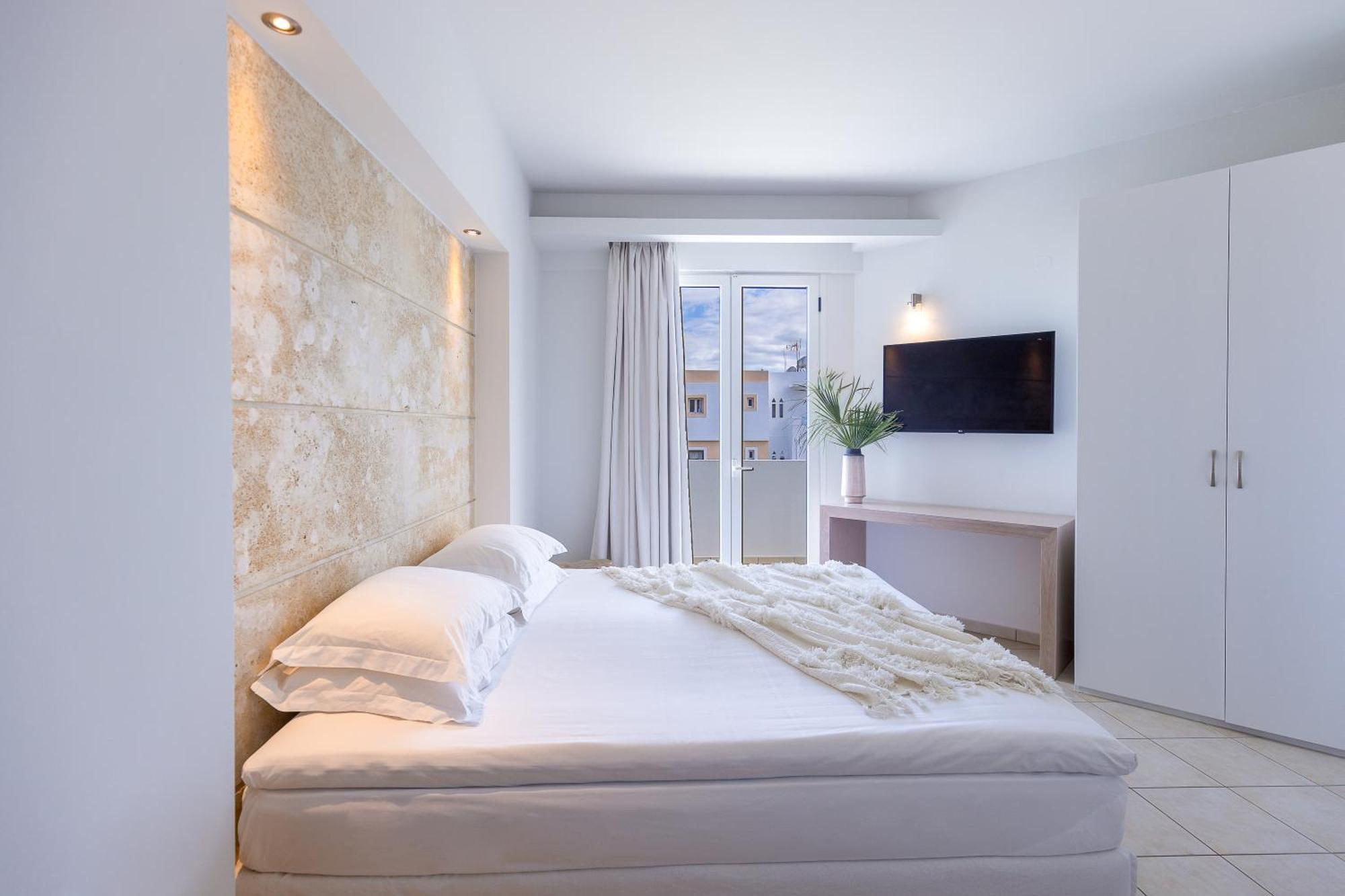 Aparthotel Akrogiali