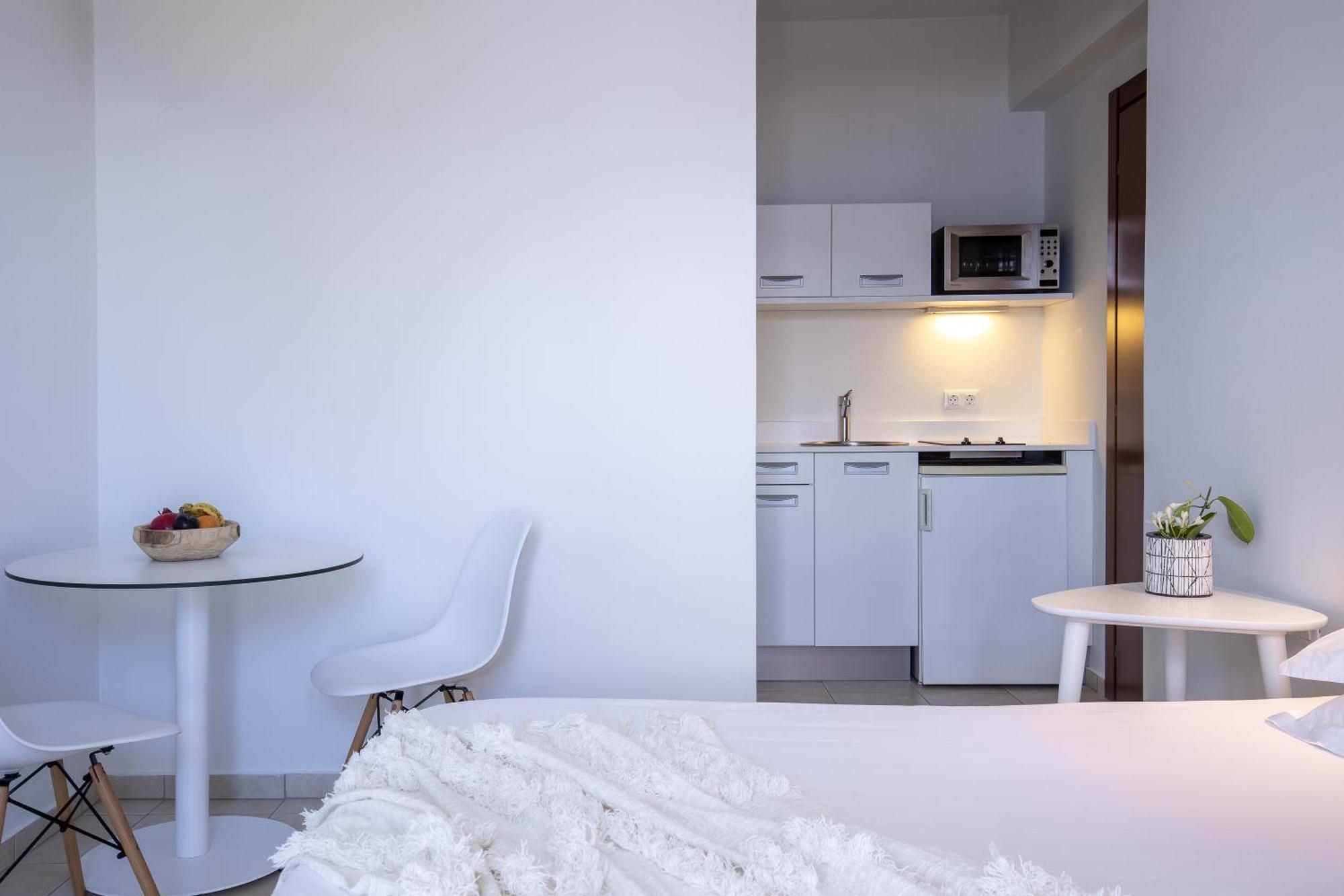 Akrogiali Aparthotel Malia